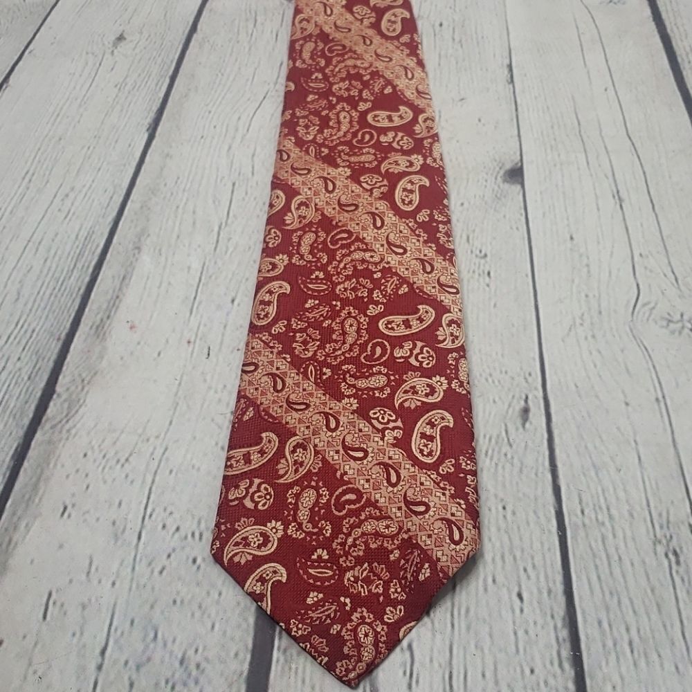 Vintage 70's Red Handkerchief Retro Tie